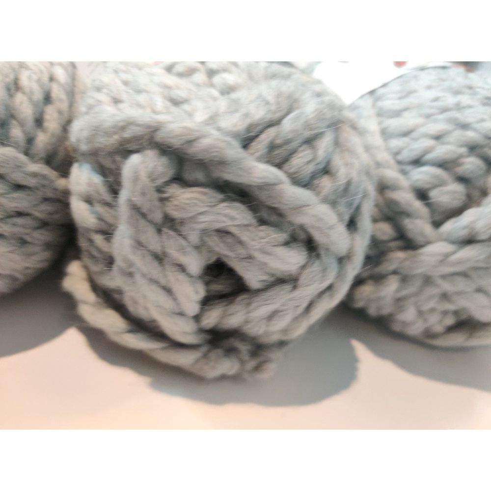 Touch Of Alpaca Thick & Quick Lion Brand Yarn Jumbo 7 Cement 3 pack Lot - Picture 3 of 11